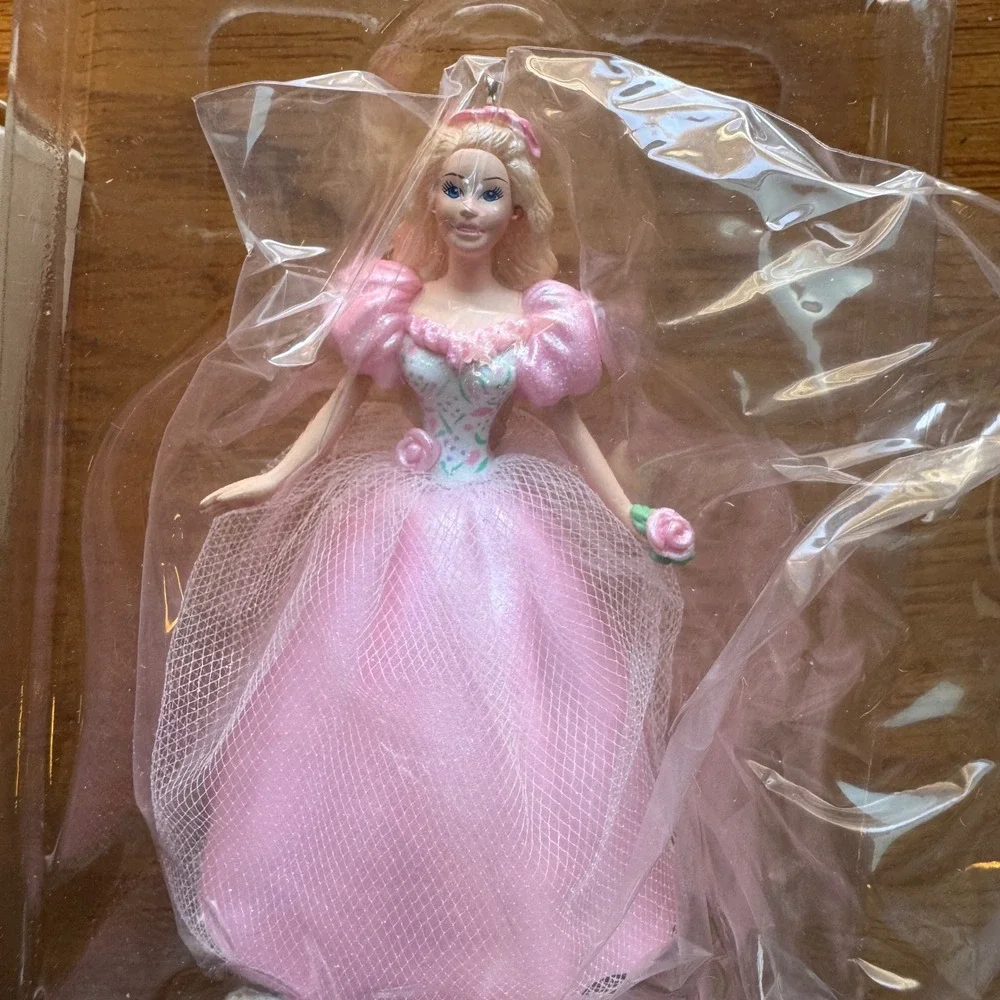 Hallmark Barbie Springtime Barbie Collector's Series 1996‎ Easter Ornament